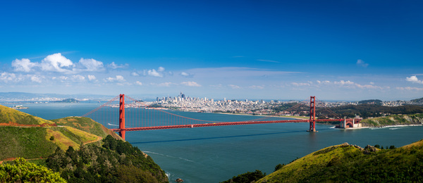 Panorama of the Golden Gate Bridge by Steve Heap