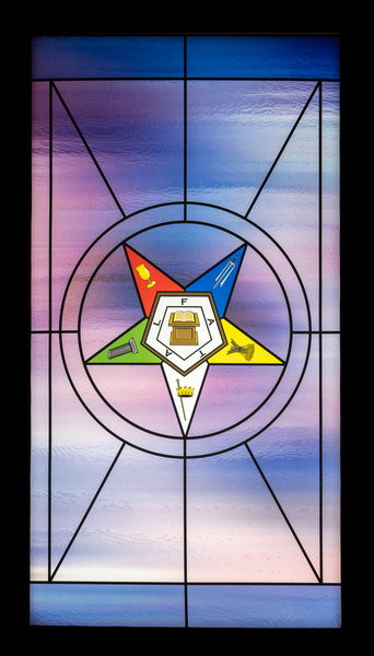 Stained glass window for the order of the Eastern Star by Steve Heap