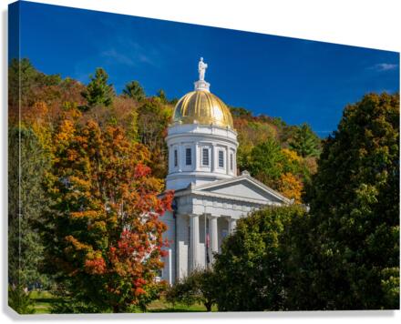 Gold dome of Vermont State House in Montpelier  Canvas Print