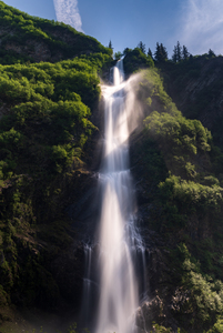 Dramatic waterfall of Bridal Veil Falls in Keystone Canyon