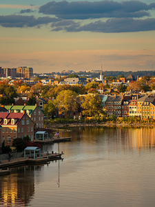 Waterfront of Old Town Alexandria at sunset