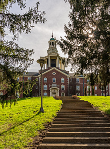 Facade of iconic Stuyvesant Hall at Ohio Wesleyan University