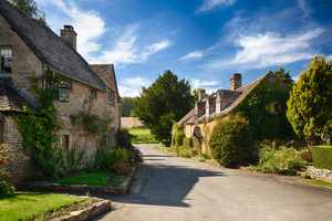 Old cotswold stone houses in Icomb