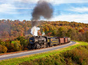 WMRR Steam train powers along railway