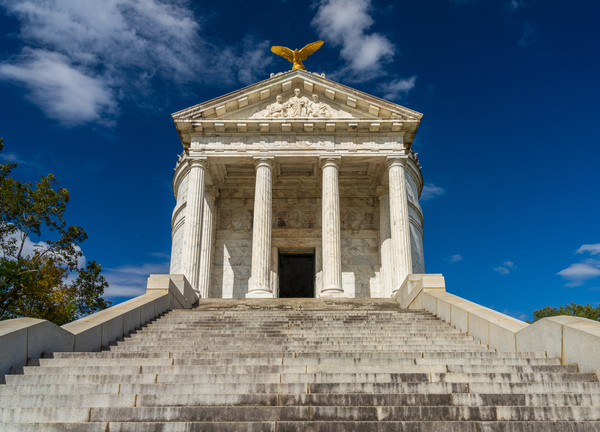 Memorial in National Park for the Vicksburg siege in Mississippi by Steve Heap