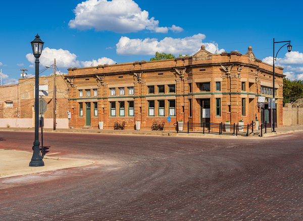 Bartlett National Bank in once bustling railroad town in Texas by Steve Heap