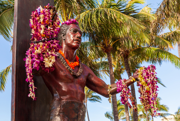 Duke Kahanamoku statue in Waikiki Print