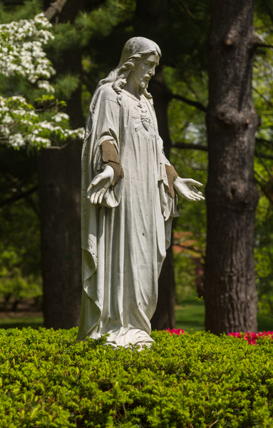 Statue Jesus at Cabrini College Pennsylvania by Steve Heap