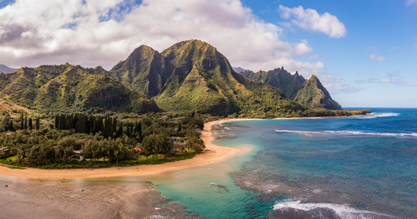 Tunnels Beach on the north shore of Kauai in Hawaii by Steve Heap