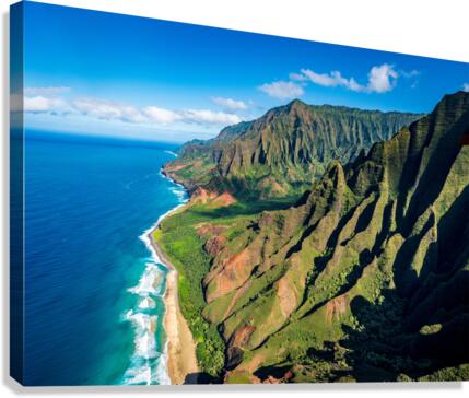 Coastline of Na Pali on Kauai Canvas Print