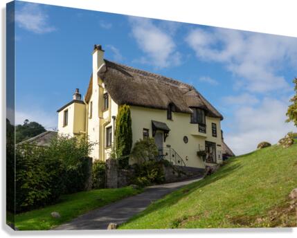 Thatched tea shop in Lustleigh in Devon Canvas Print
