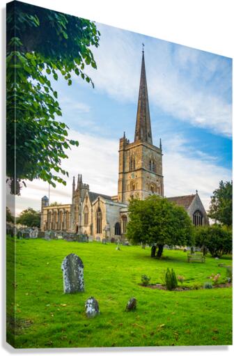 Church and graveyard in Burford in Cotswolds Canvas Print