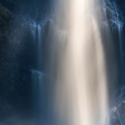 Dramatic waterfall of Bridal Veil Falls in Keystone Canyon