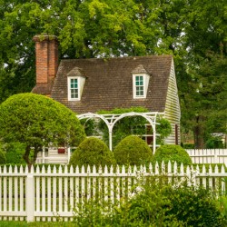 Old cottage and garden in Williamsburg Virginia