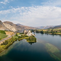 Aerial view of Columbia River by Maplecreek and Orondo in Washin