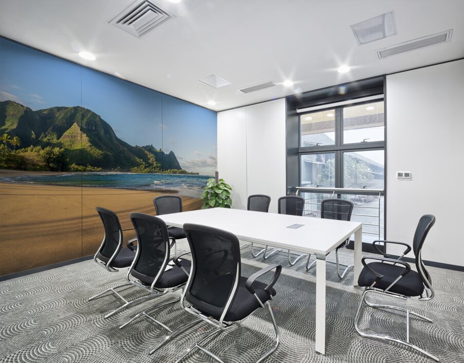 Early morning sunrise over Tunnels Beach on Kauai in Hawaii Wall Printing