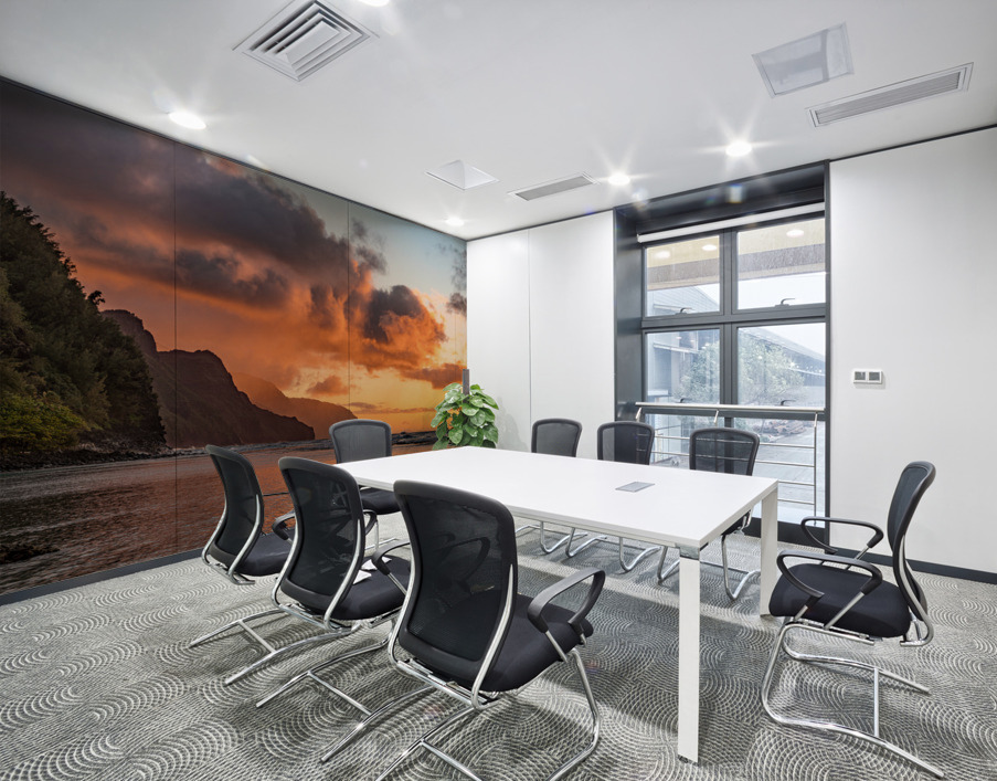 Sunset over the receding mountains of the Na Pali coast of Kauai in Hawaii Wall Printing