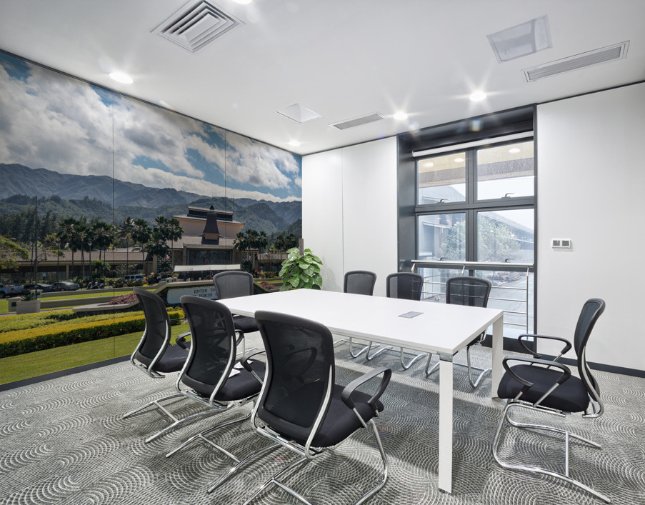 Entrance to Brigham Young University Hawaii Wall Printing