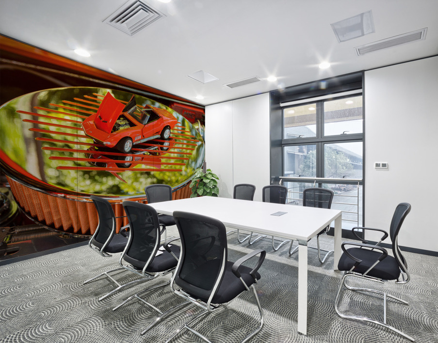 Engine compartment of chromed Stingray Wall Printing