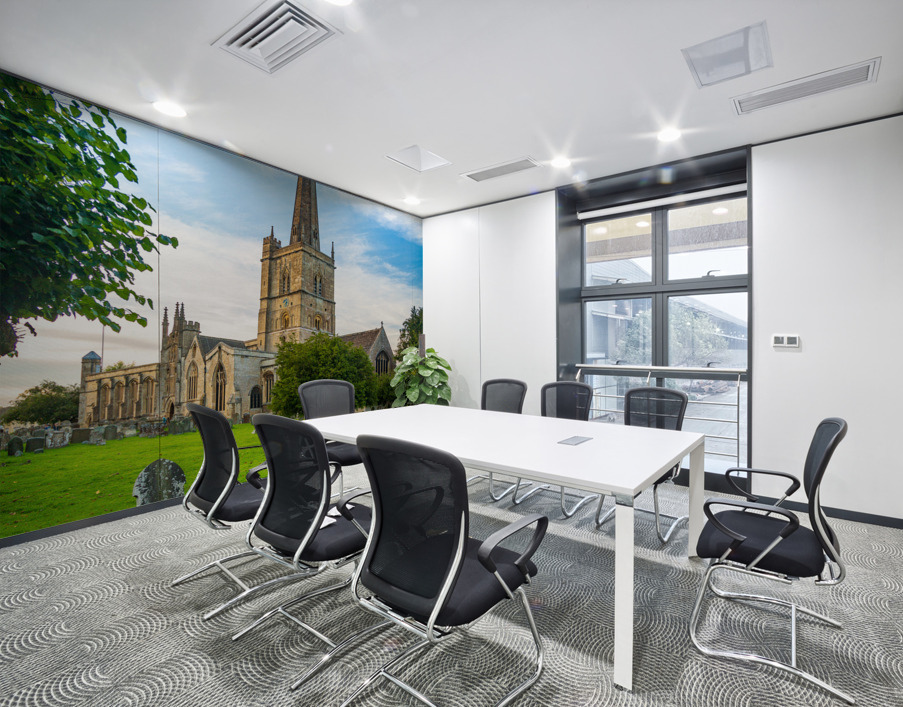 Church and graveyard in Burford in Cotswolds Wall Printing