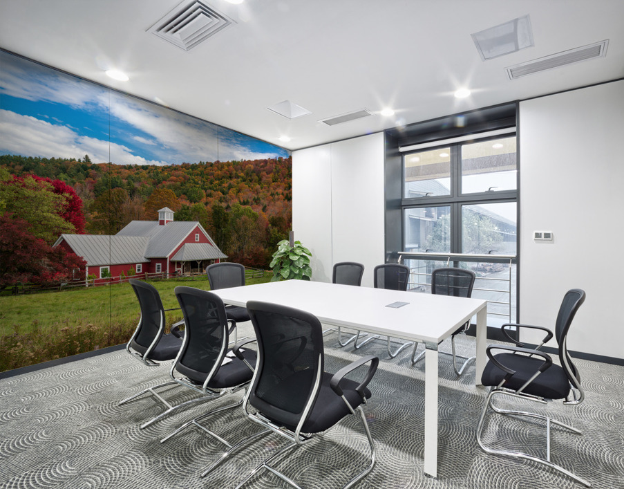 Traditional red Vermont barn with fall colors Wall Printing