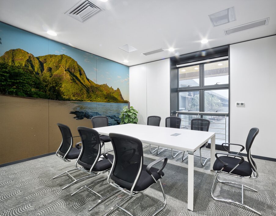 Early morning sunrise over Tunnels Beach on Kauai in Hawaii Wall Printing