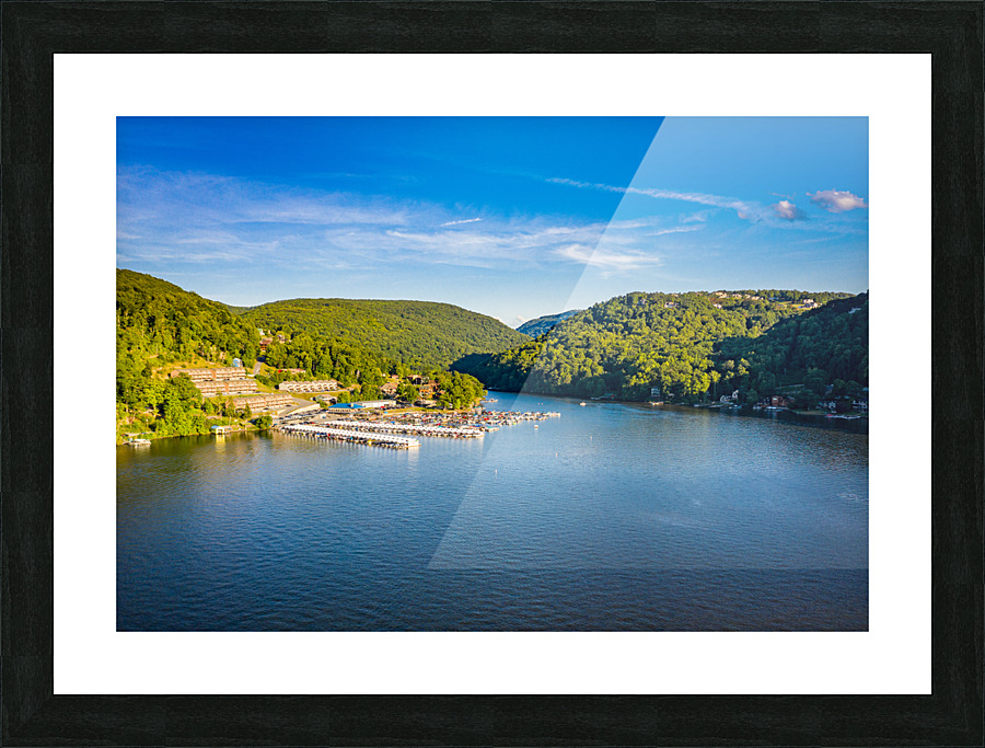 Wide panorama of Cheat Lake on a summer evening Impression et Cadre photo