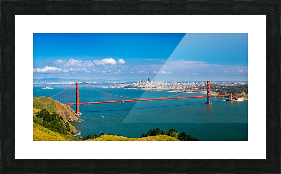 The Golden Gate Bridge and San Francisco  Impression encadrée