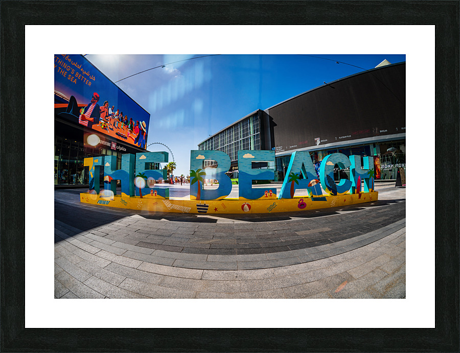 Colorful The Beach sign on main street of JBR district of Dubai Impression et Cadre photo