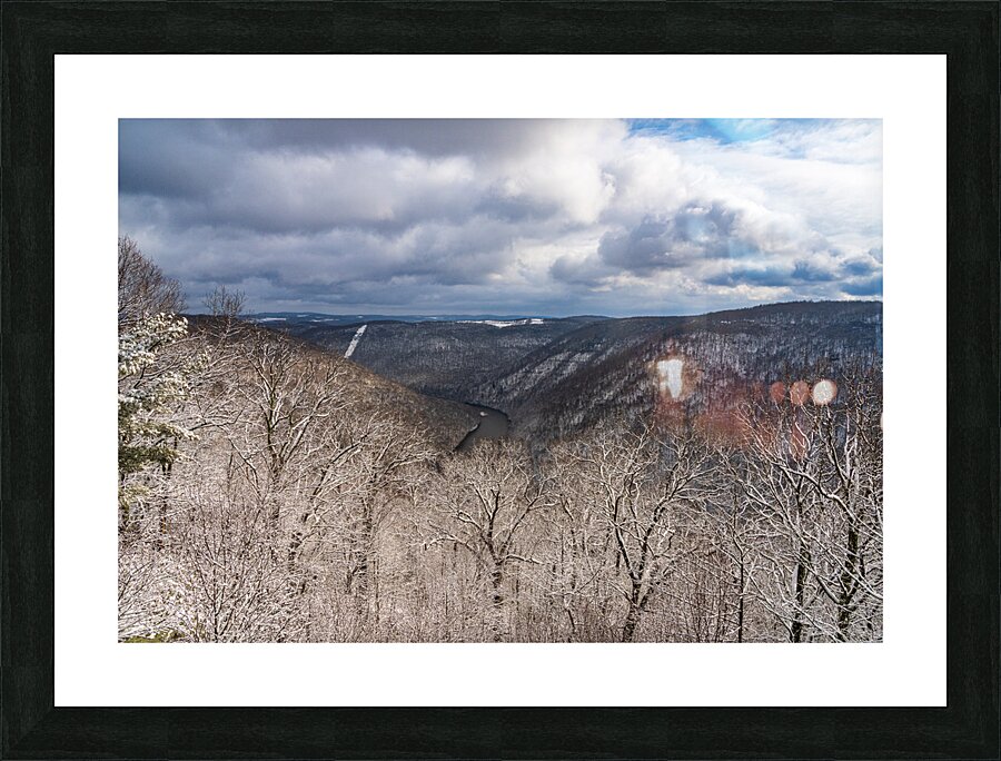 Cheat River Canyon at Coopers Rock on winter afternoon  Impression encadrée