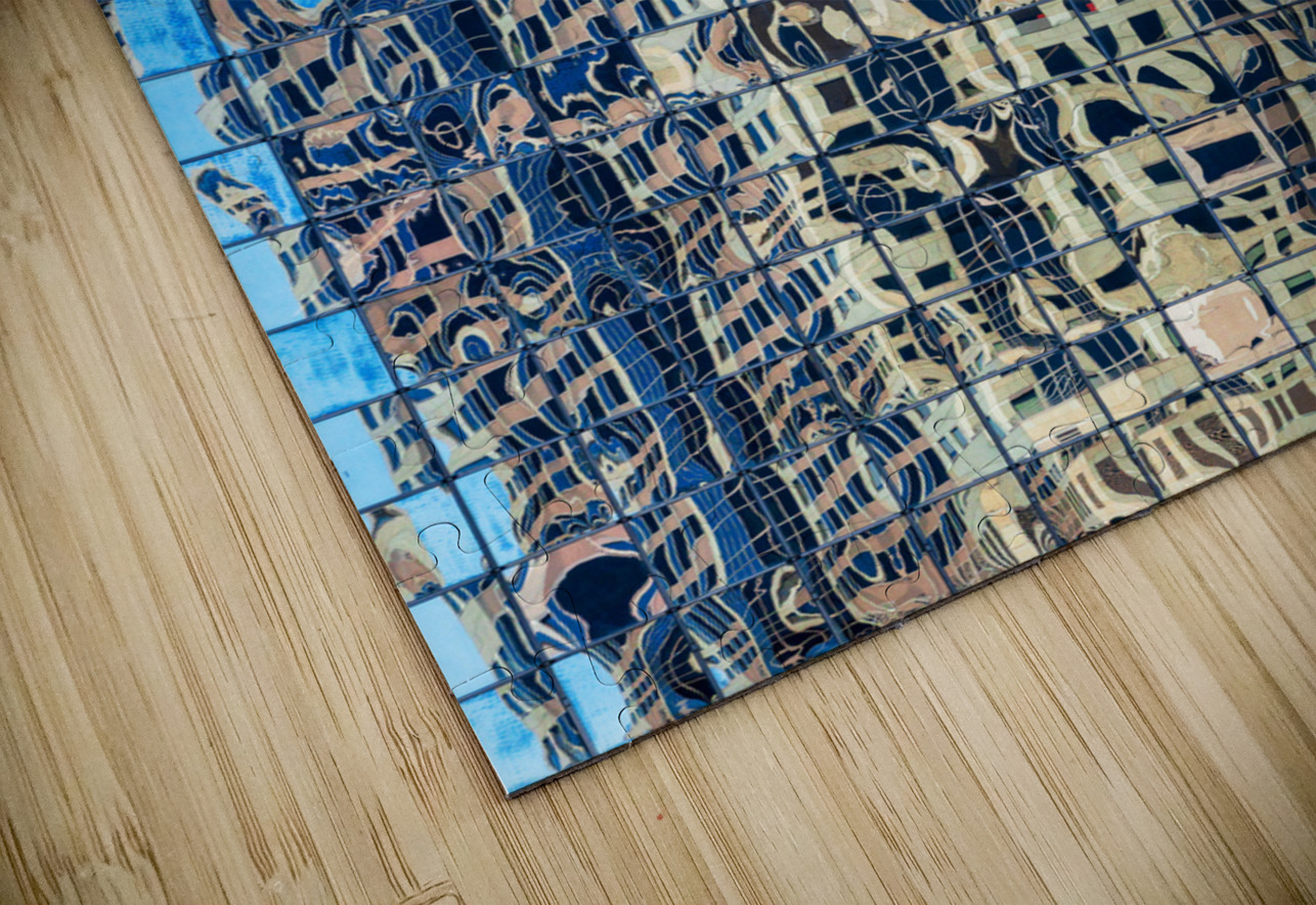 Complex reflections of a modern skyscraper in St Louis  Steve Heap Puzzle