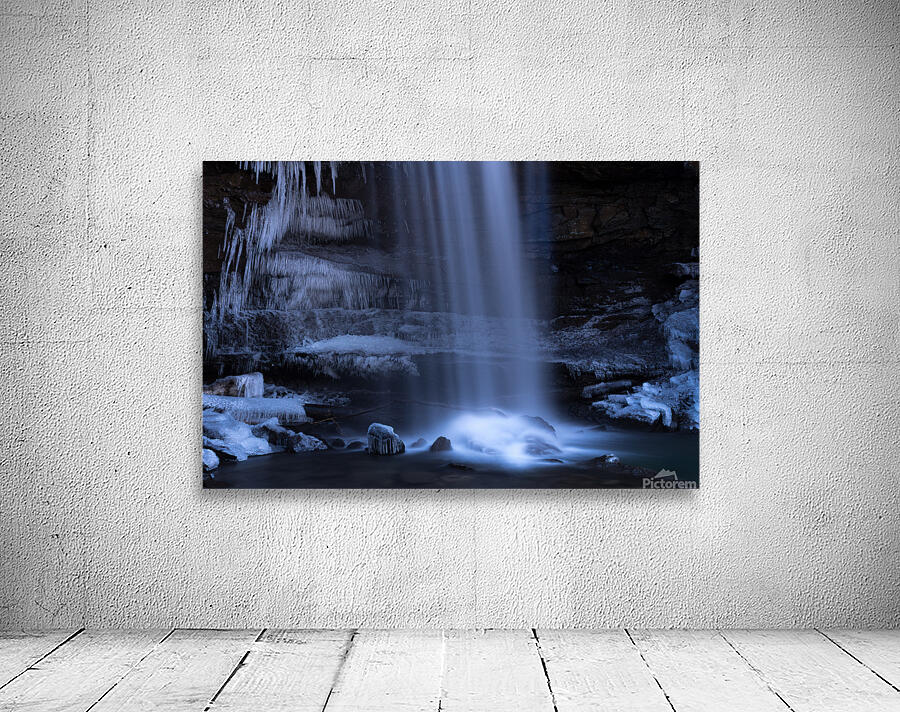 Cool Cucumber Falls detail in winter Wall Preview