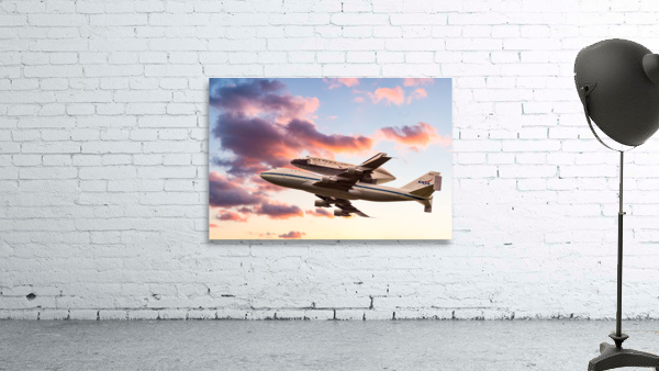 Space Shuttle Discovery flies into retirement Wall Preview