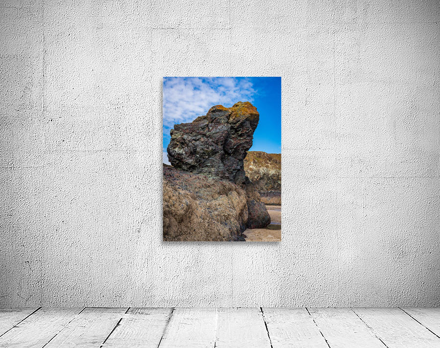 Unusual rock formation at Kynance Cove near the Lizard in Cornwa Wall Preview