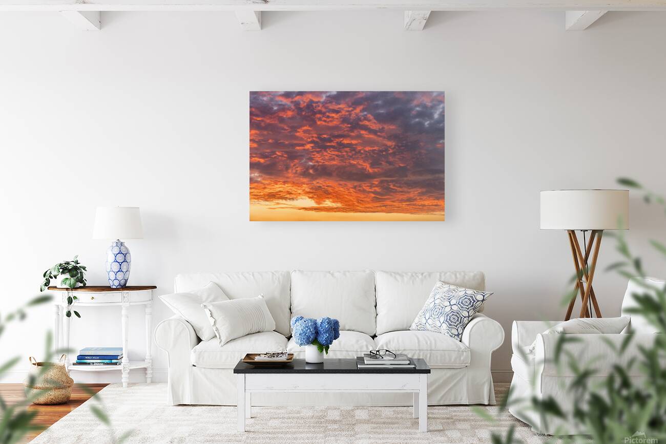 Dramatic sunset seen in the sky above Georgetown Texas community Reproduction