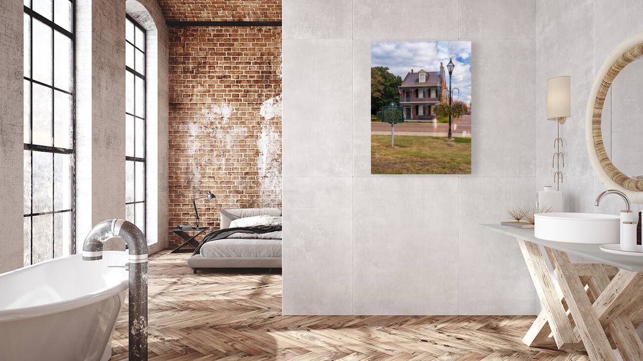 Facade of antebellum home in Natchez in Mississippi Reproduction