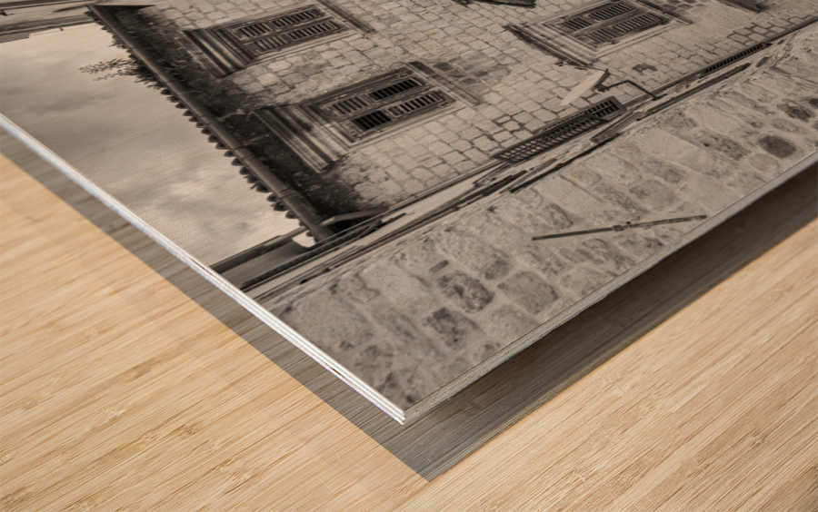 Narrow streets in Kotor in black and white Wood print